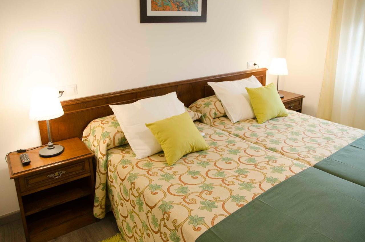 Hotel La Bilbaina De Vegadeo Luaran gambar