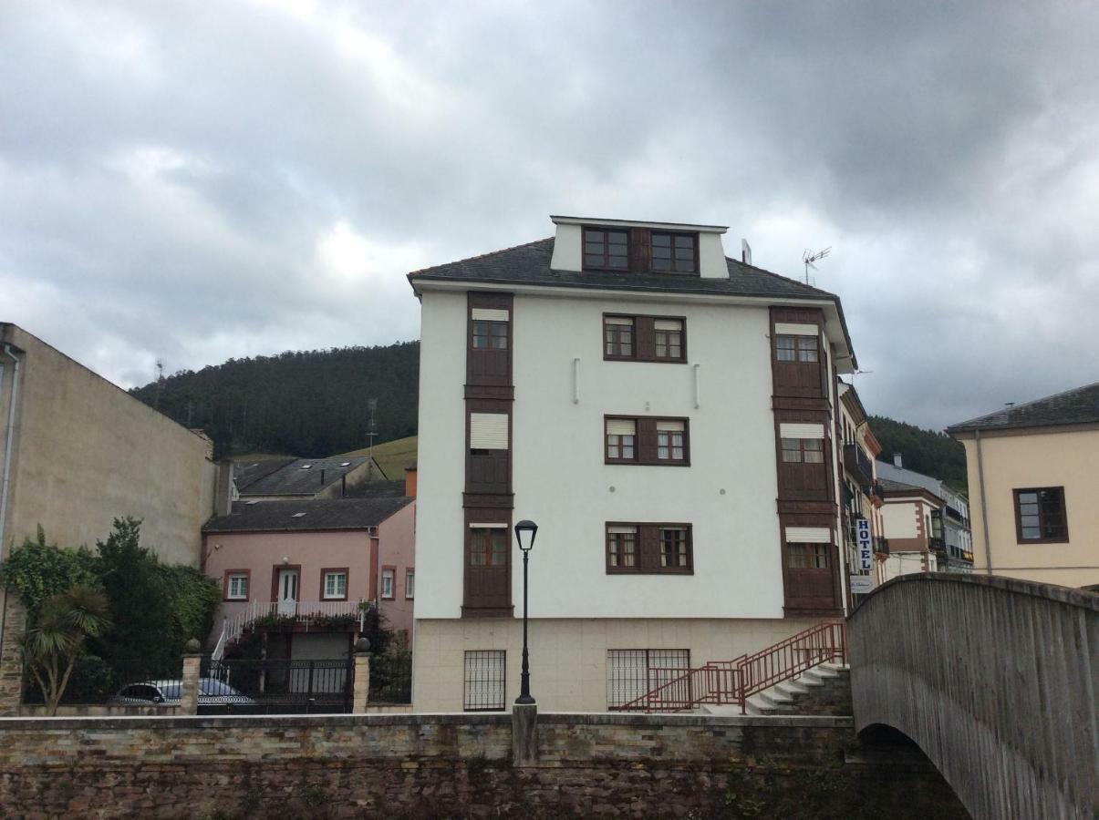 Hotel La Bilbaina De Vegadeo Luaran gambar